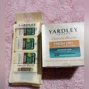 Yardley Fresh Dry Facial Towelettes - White and Green